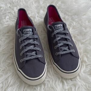 Ked's Women's WF51946 Gray Lace Up with Pink Lining, size 7